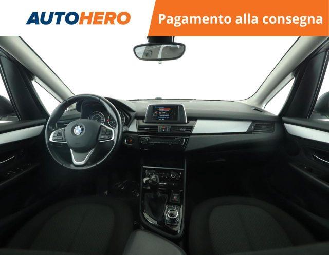 BMW 218 i Active Tourer Advantage