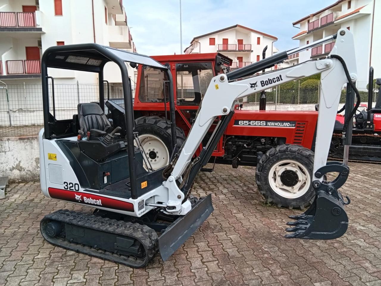 Escavatore Usato Bobcat 320 (17 Quintali)