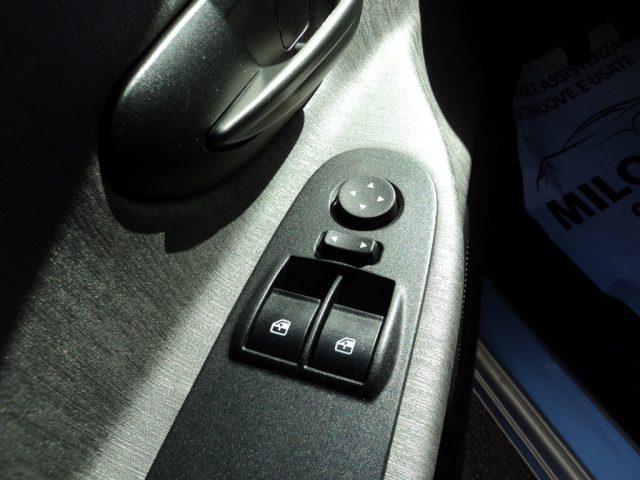 LANCIA Ypsilon 0.9 TwinAir 85 CV 5 porte Metano Ecochic Gold