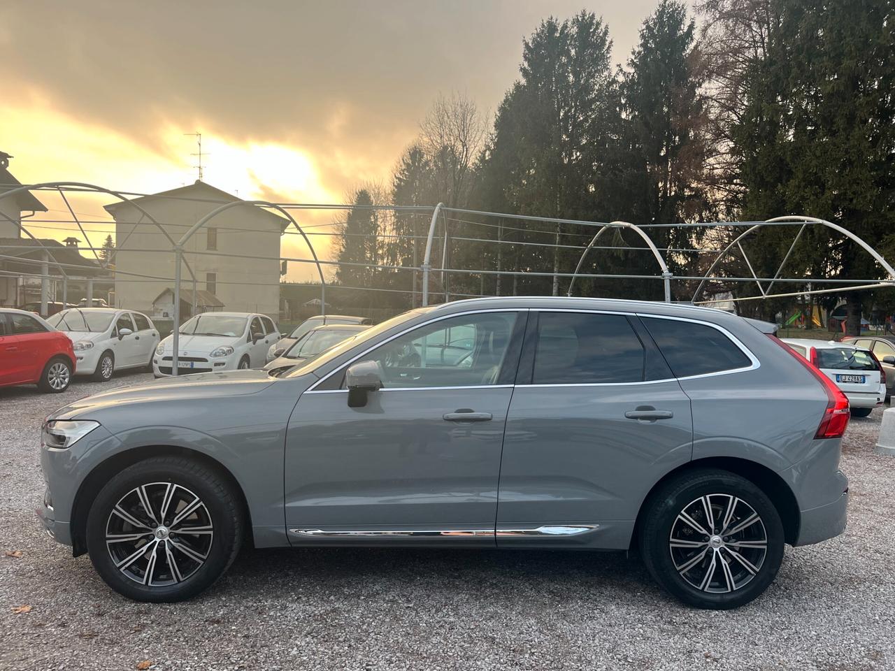 Volvo XC 60 XC60 B4 (d) AWD Geartronic Momentum Pro