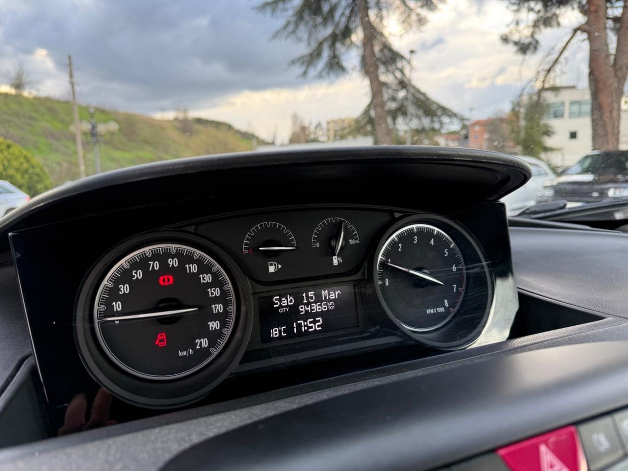 Lancia Ypsilon 1.0 FireFly 5 porte S&S Hybrid Ecochic Silver