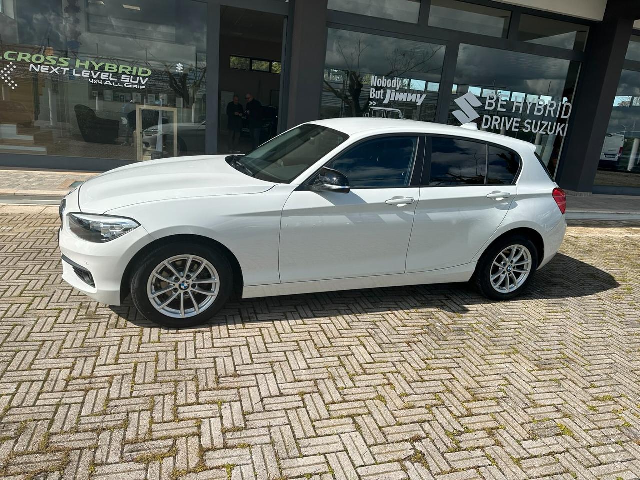 Bmw 116 116d 5p. Business