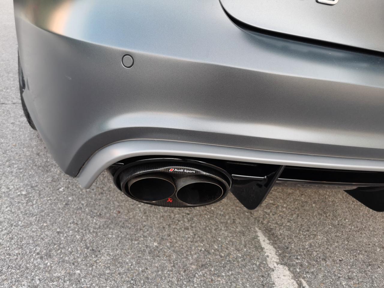 AUDI RS6 PERFORMANCE AKRAPOVIC CARBO UNIPROPRIETARIO GARANZIA
