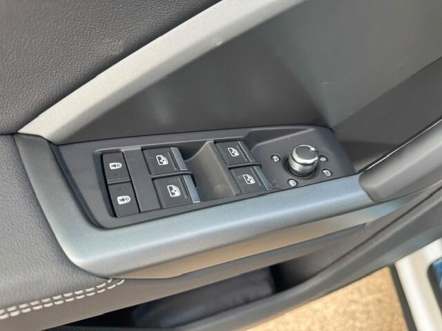 Audi Q3 SPB 40 TDI quattro S tronic S line edition km 0