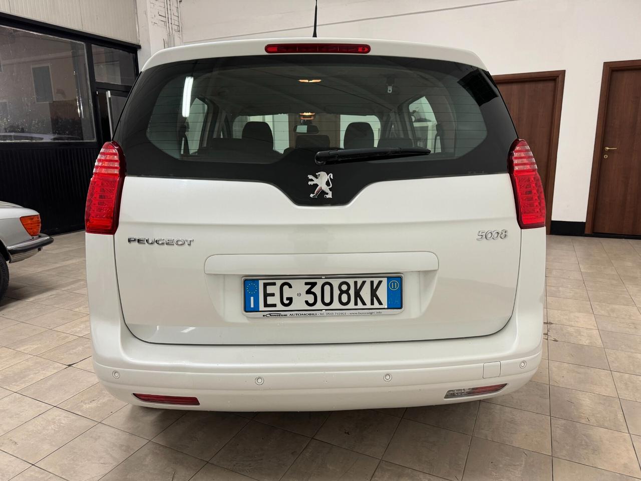 Peugeot 5008 2011 1.6 HDi 112CV Premium 7 POSTI