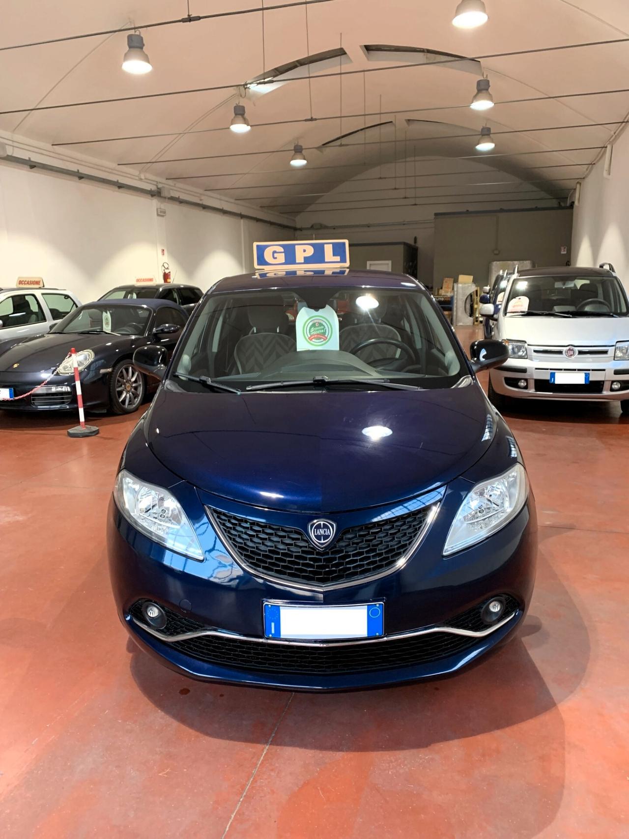 Lancia Ypsilon 1.2 69 CV 5 porte GPL Ecochic Gold-unico proprietario-