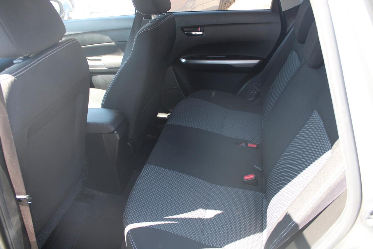 Suzuki Vitara 1.4 Hybrid Cool