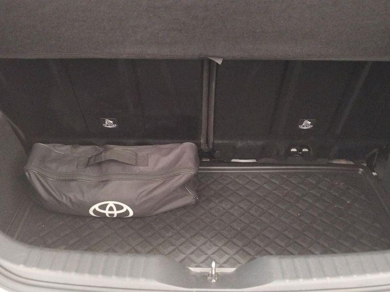 Toyota Aygo X 1.0B (72 CV) Active S-CVT