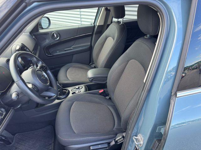 MINI Countryman 1.5 Cooper ONE Countryman Automatica Black Pack