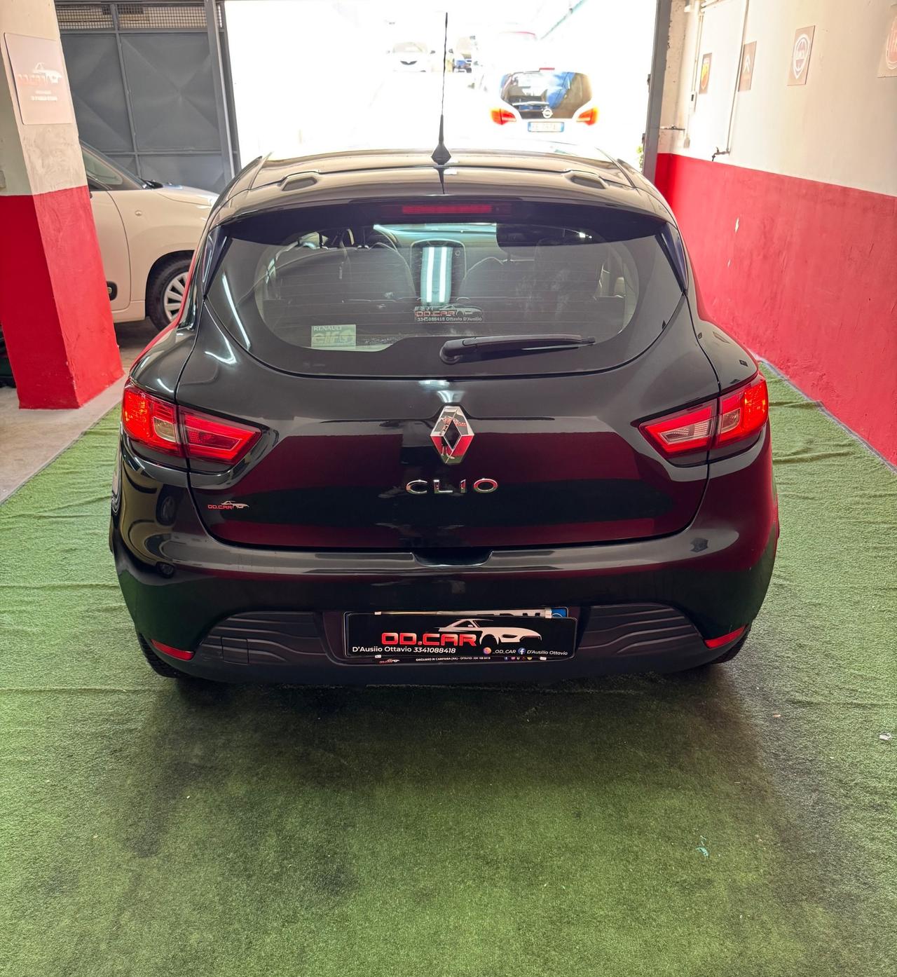 Renault Clio 1.2 75CV 5 porte Anno 2015 Unico proprietario