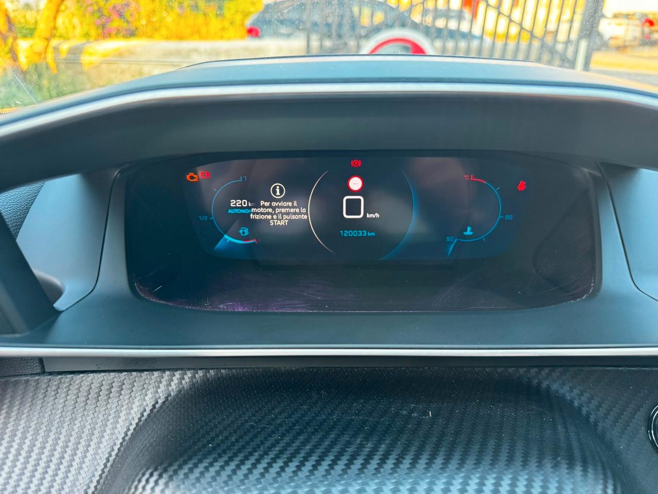 Peugeot 2008 BlueHDi 110 S&S Allure Pack