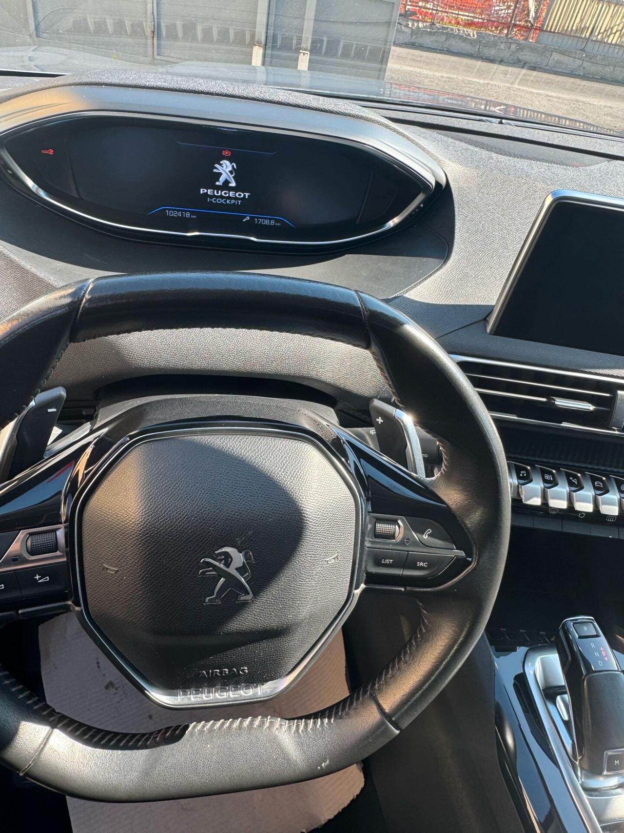 Peugeot 3008 BlueHDi 130 S&S EAT8 Business