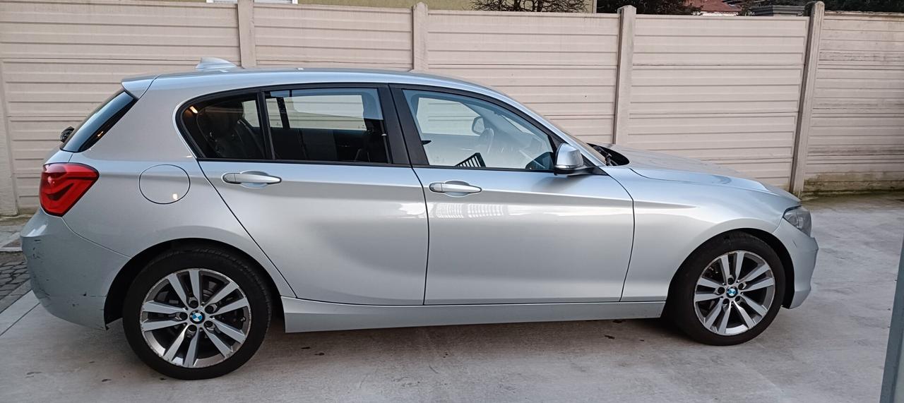 Bmw 116 116i 5p. Urban