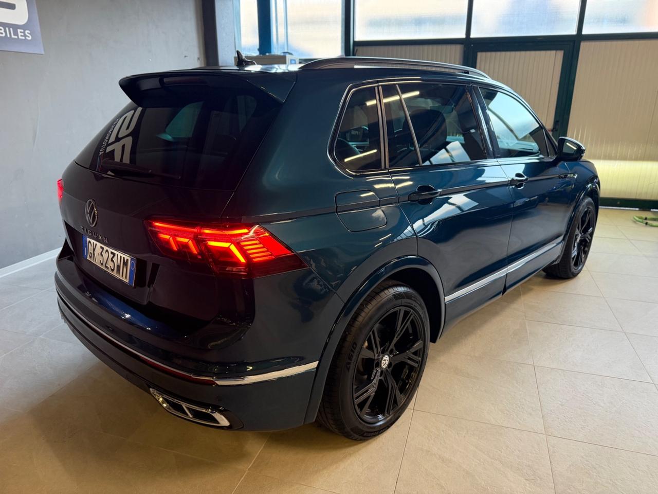 Volkswagen TIGUAN 2.0 TDI RLINE IQ MATRIX KMCERTIF