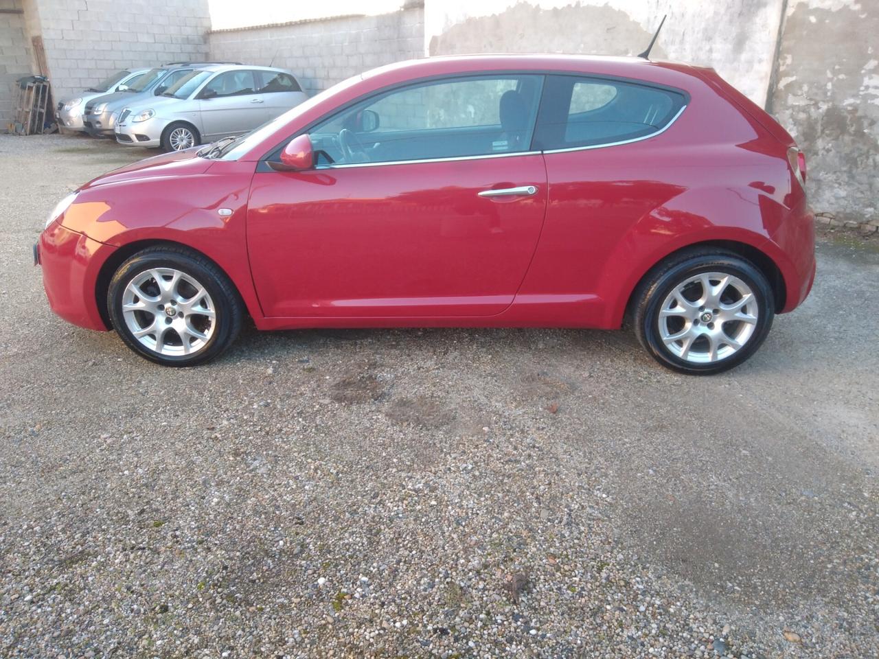 Alfa Romeo MiTo 1.3 JTDm-2 95 CV S&S Distinctive Sport Pack