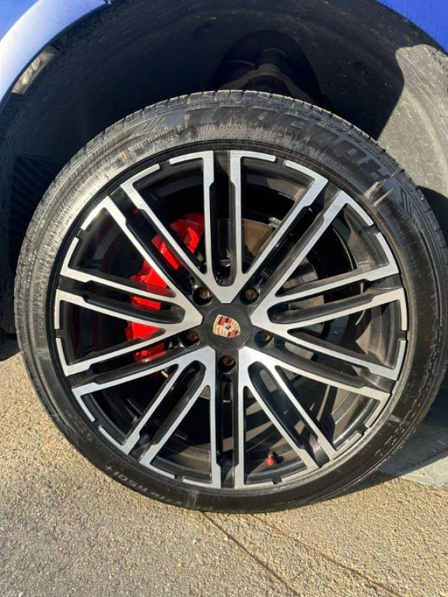PORSCHE Cayenne 4.5 cat Turbo ASI