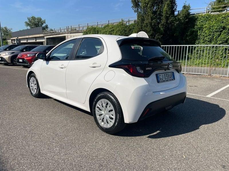 Toyota Yaris Hybrid Active MY22 GARANZIA FINO AL 2032