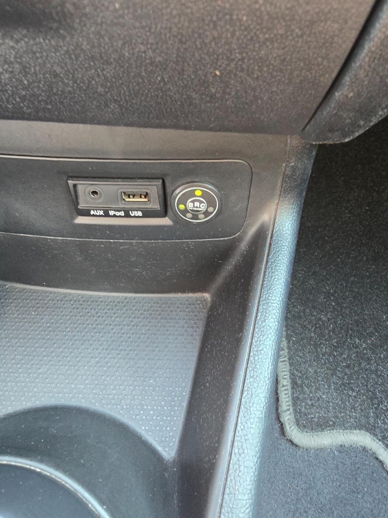 Hyundai i20 1.2BZ/GPL 78CV 78000KM-2009