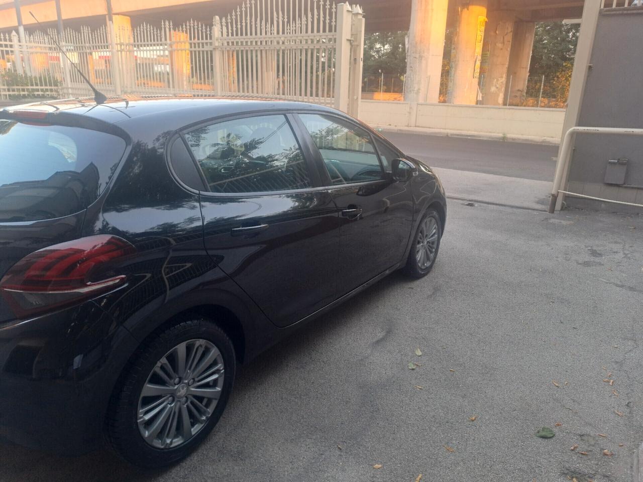 Peugeot 208 BlueHDi 75 5 porte Active.Pochi KM