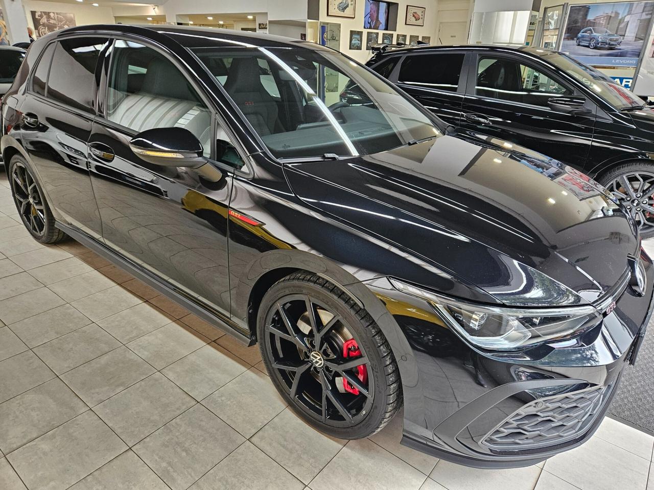 Volkswagen Golf GTI 2.0 TSI DSG- CERCHI '19 - MATRIX - DCC