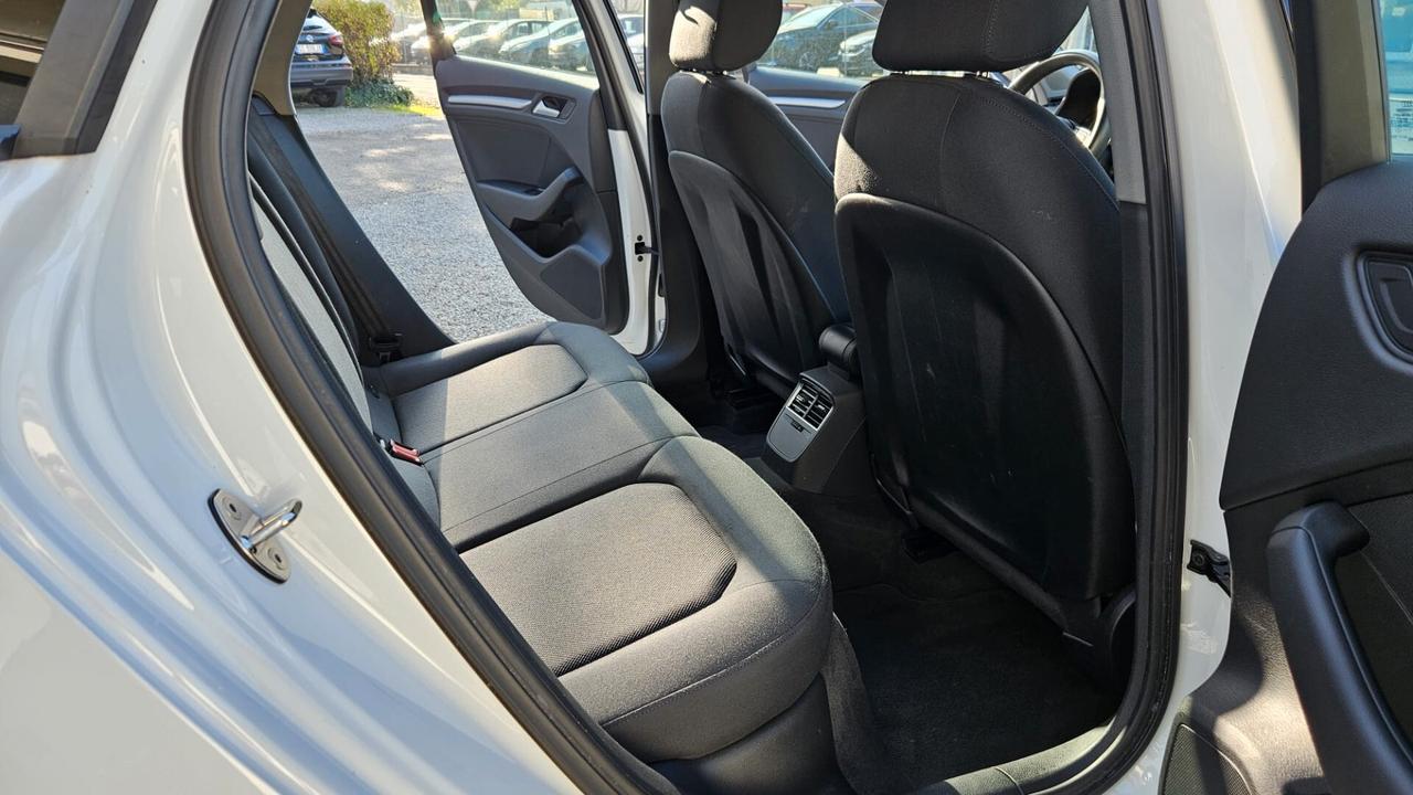 Audi A3 35 TFSI automatico