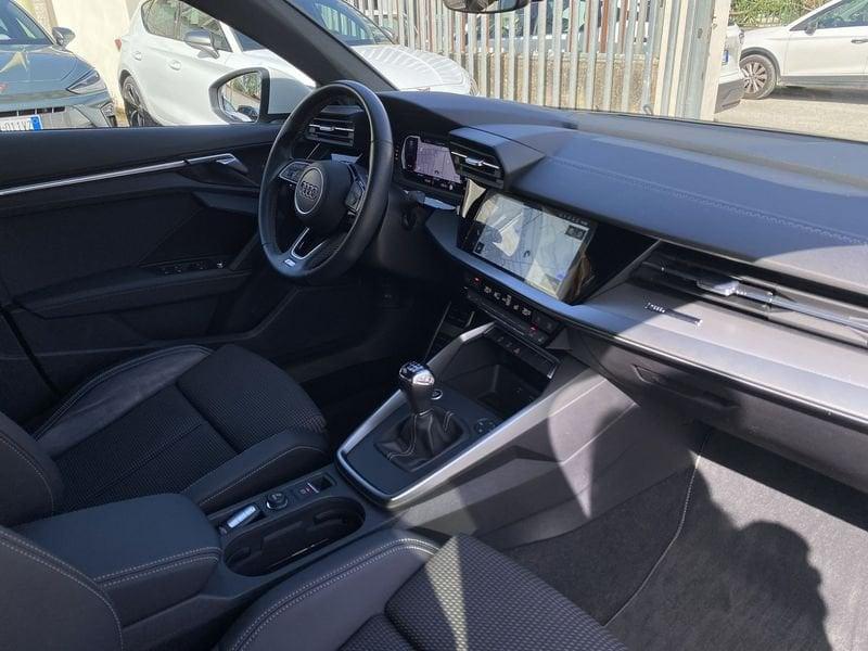 Audi A3 SPB S Line interno ed esterno 2.0 TDI 150CV s-tronic 35