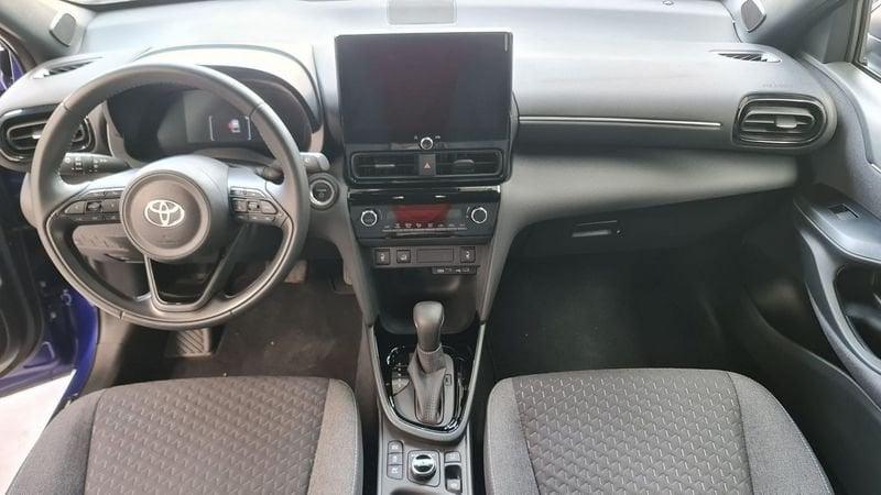 Toyota Yaris Cross 1.5 Hybrid 5p. E-CVT AWD-i Trend