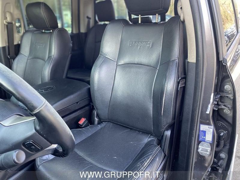 Dodge RAM RAM 1500 LARAMIE 3.0 L V6 ecoDIESEL OPERATORI DEL SETTORE