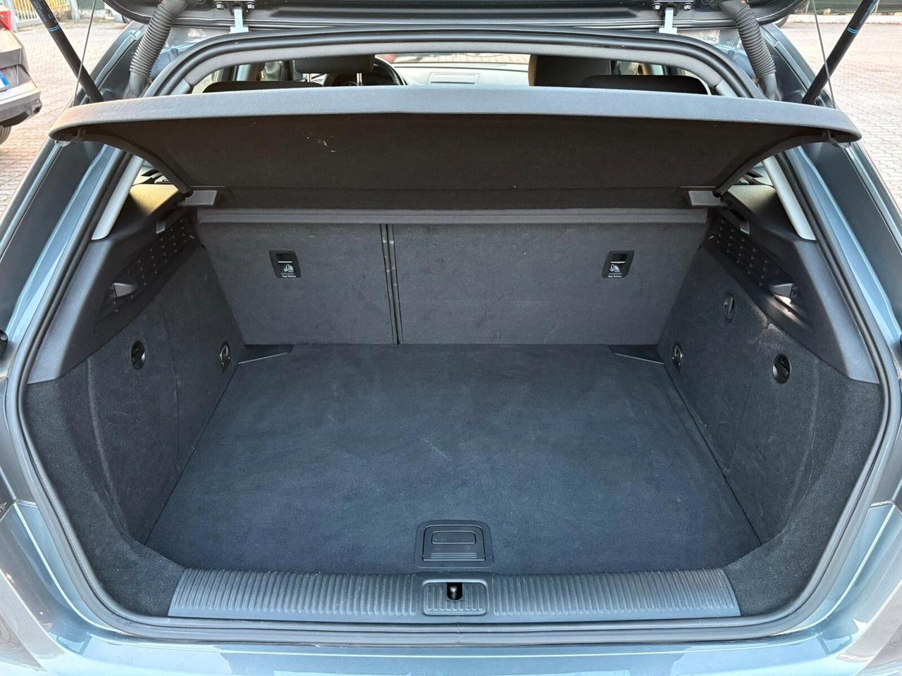 AUDI A3 SPORTBACK 1.6 TDI AUTOMATICA NEOPATENTATI