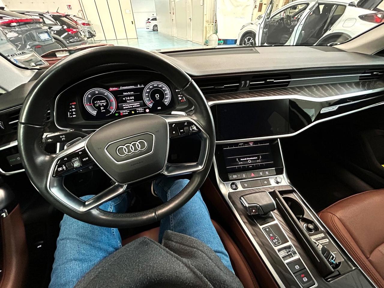 Audi A6 Avant 40 2.0 Tdi quattro S tronic Business Plus