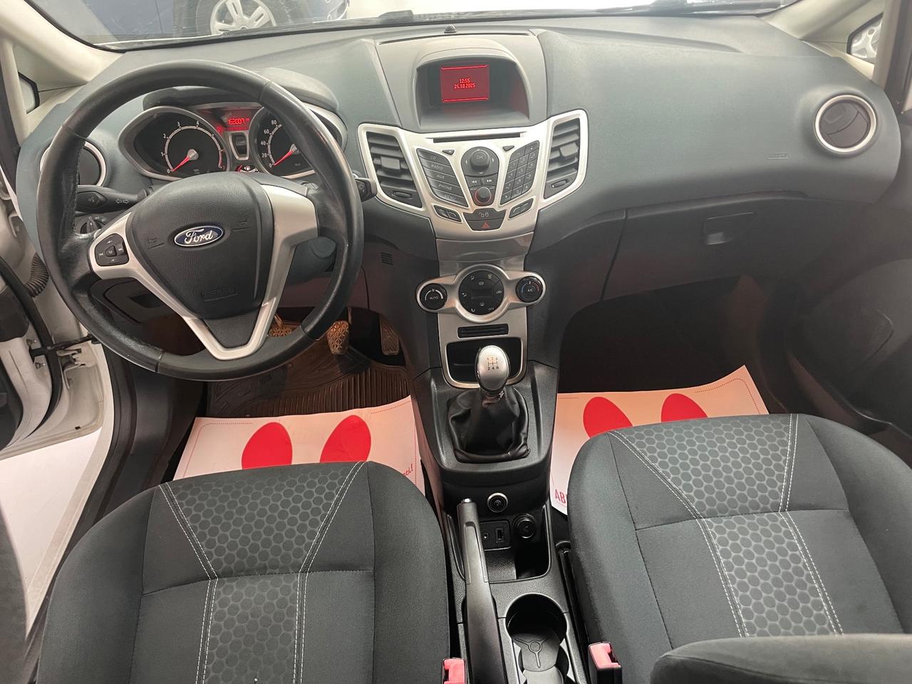 Ford Fiesta 1.4 5 porte Bz.- GPL Titanium