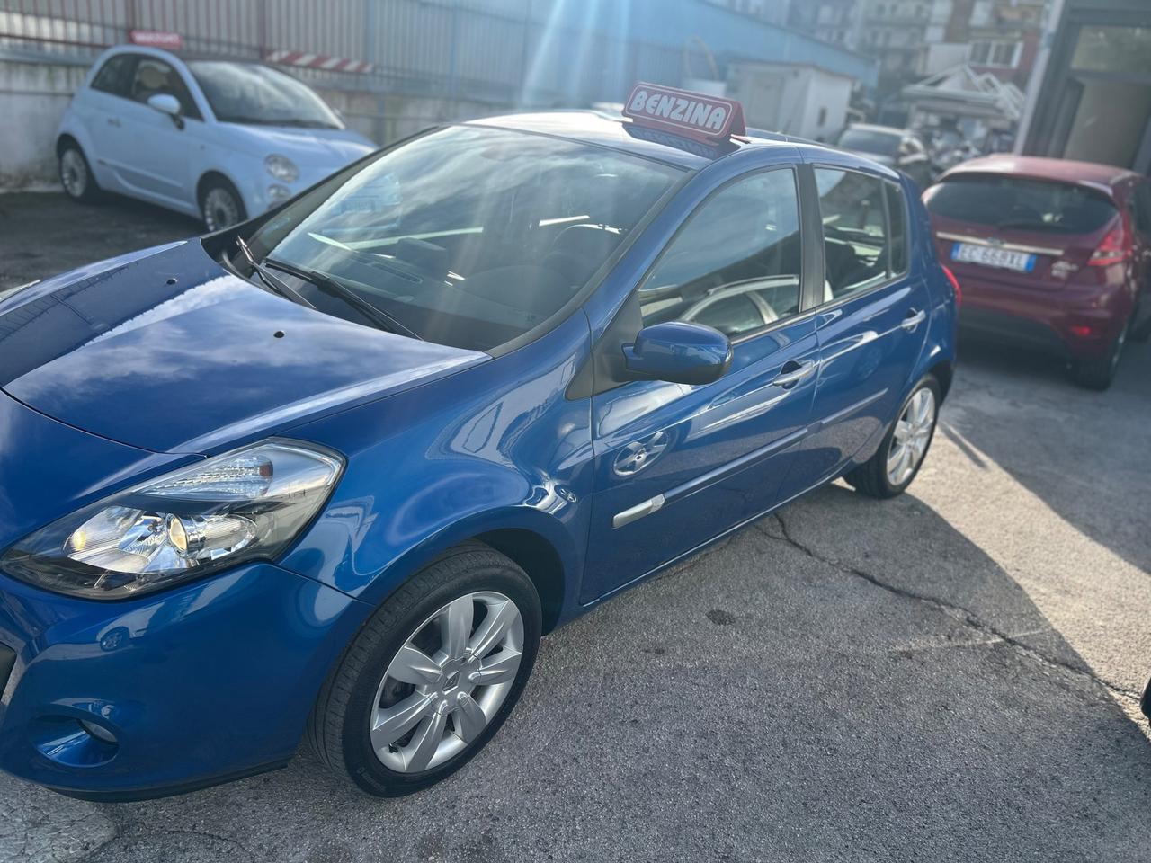 Renault Clio 1.2 16V 5 porte Luxe