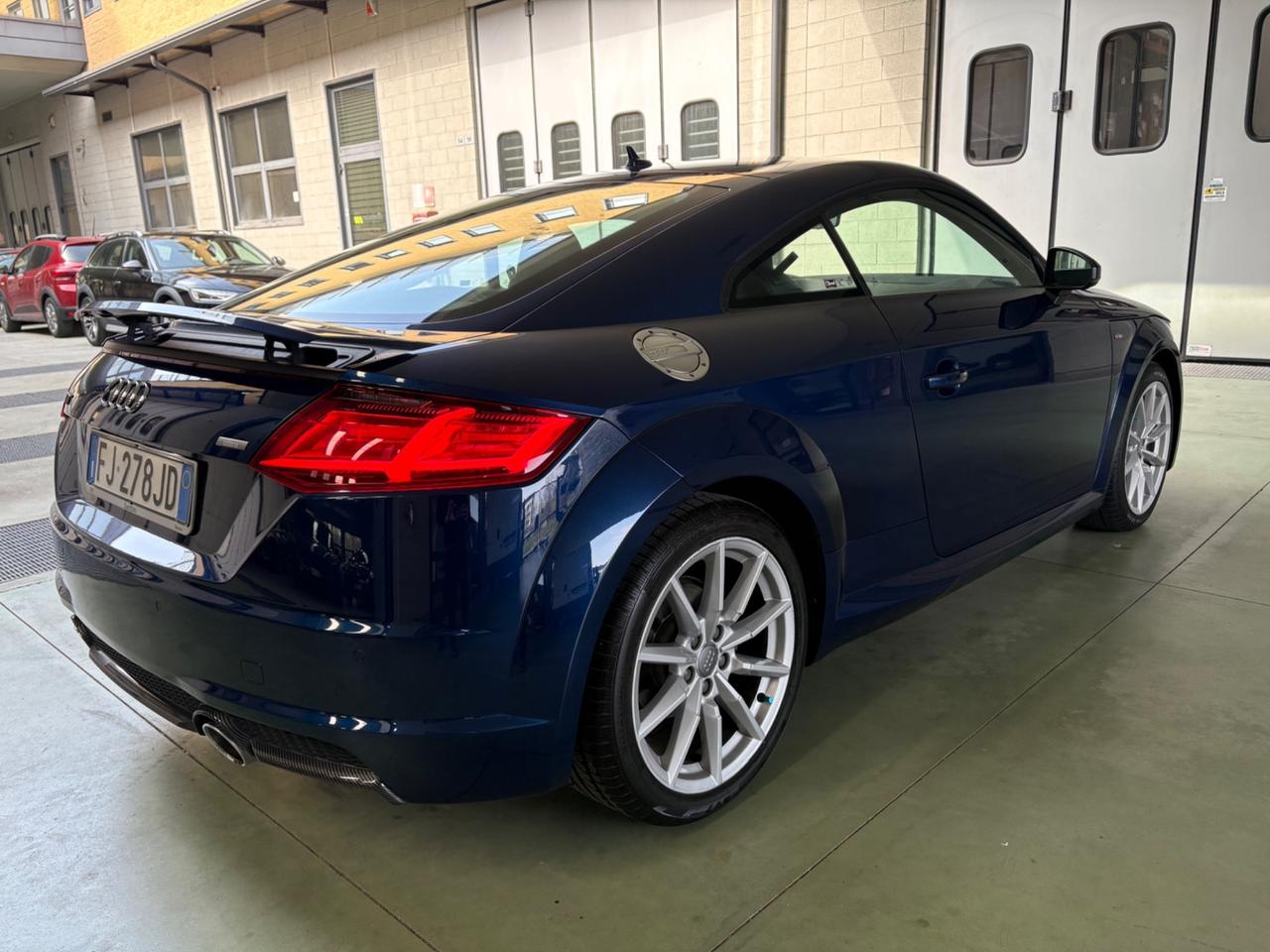 Audi TT Coupé 2.0 TDI ultra S line