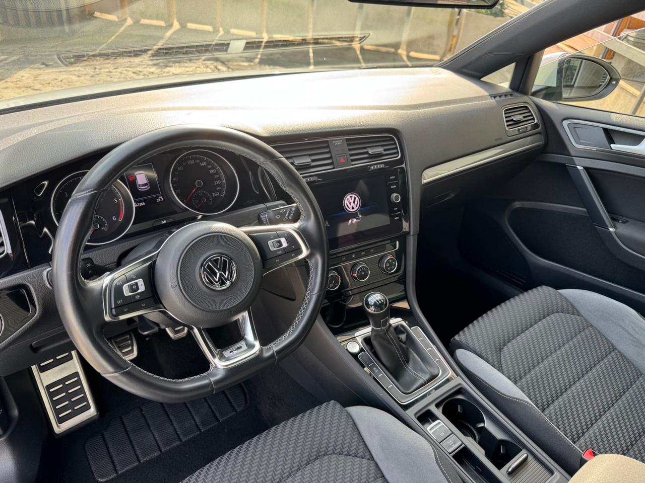 Vw Golf 2.0 TDI - R.LINE - FARI LED - 2019