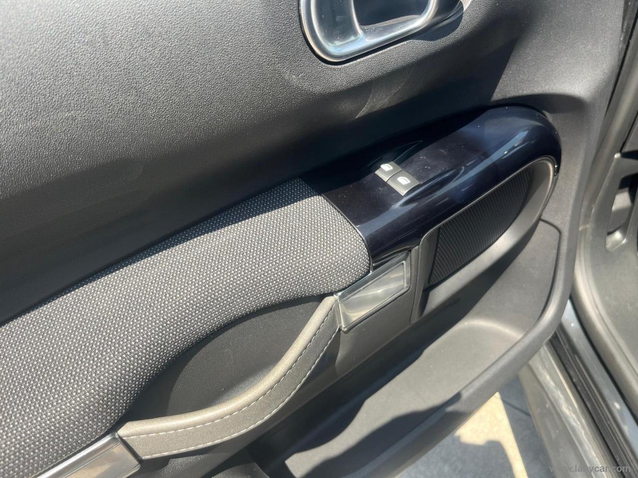 CITROEN C4 Cactus 1.6 e-HDi 92 ETG6 Shine CAMBIO AUTOMATICO