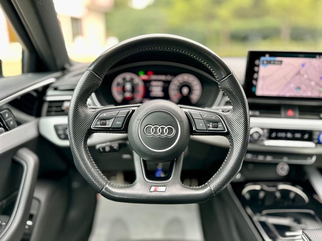 Audi A4 2.0 40 TDI S Line #7401