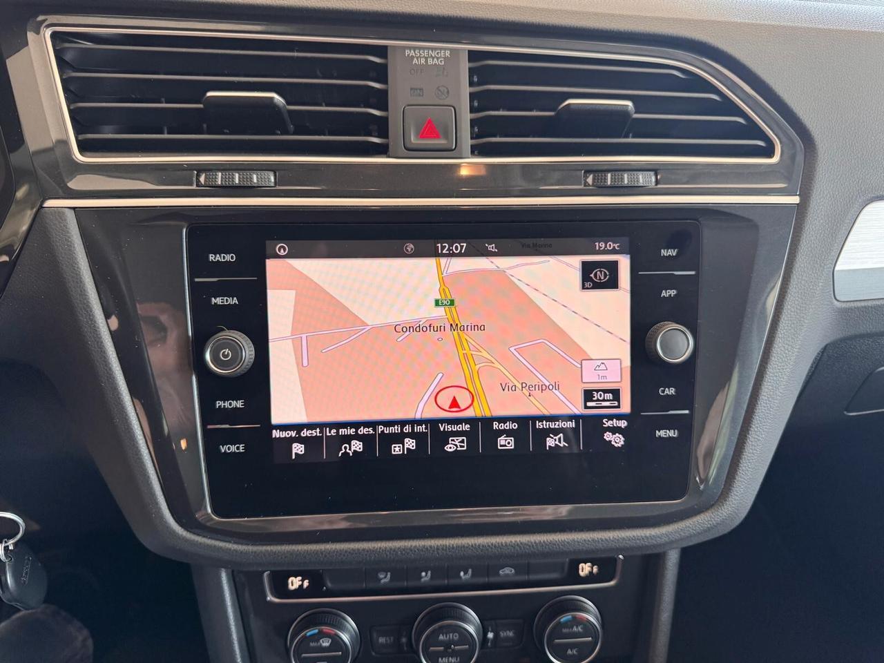 Volkswagen Tiguan 2.0 TDI SCR DSG Business BlueMotion Technology