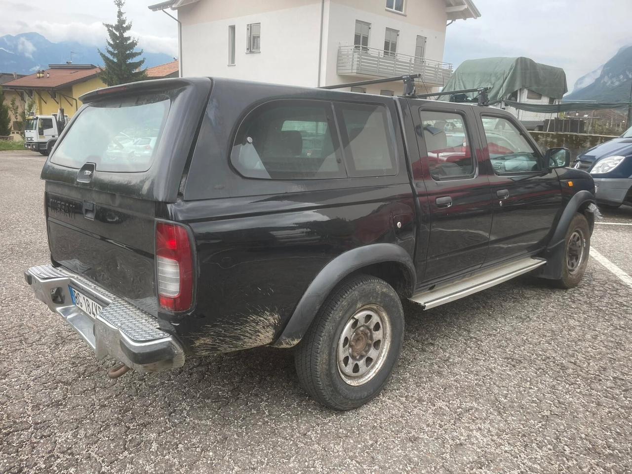 NISSAN NAVARA PICK-UP 2.5 TD DOUBLE CAB 4PORTE