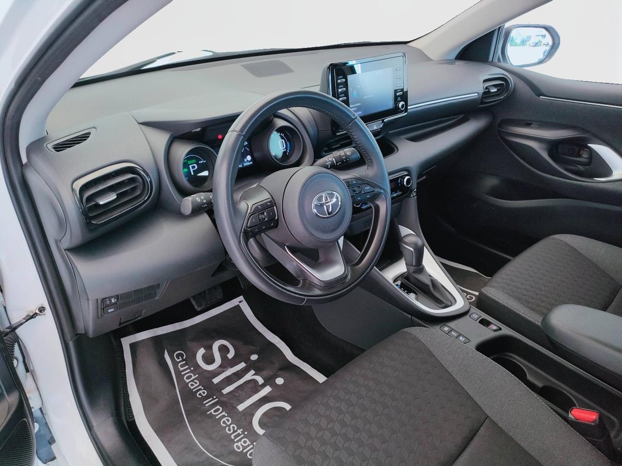 TOYOTA Yaris - TOYOTA Yaris 1.5 Hybrid 5 porte Trend