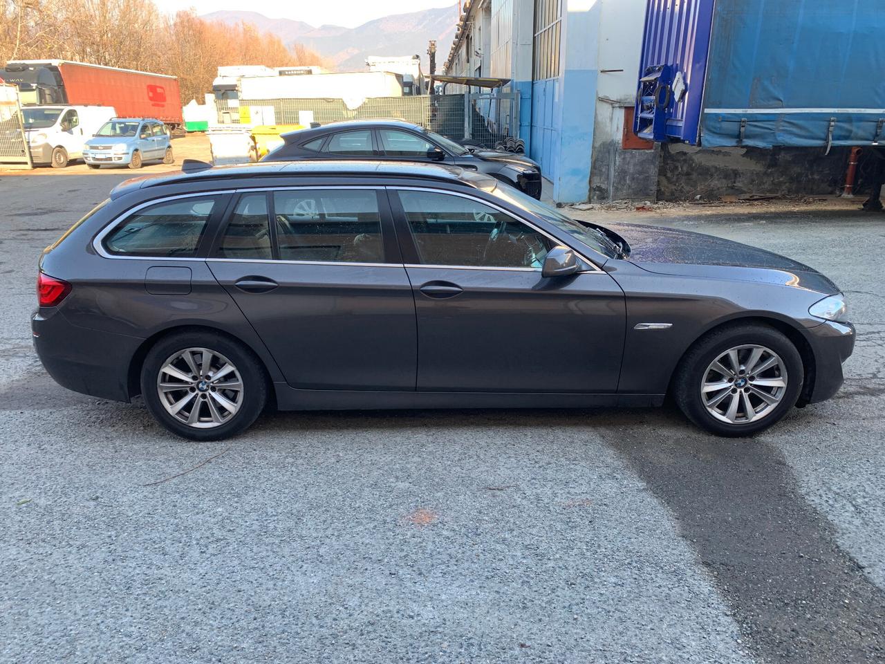 Bmw 520 520d Touring Business 184CV PELLE NAVIGATORE TETTUCCIO