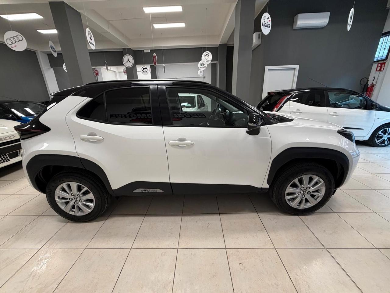 Toyota Yaris Cross 1.5 Hybrid 5p. E-CVT Trend da 220 al mese