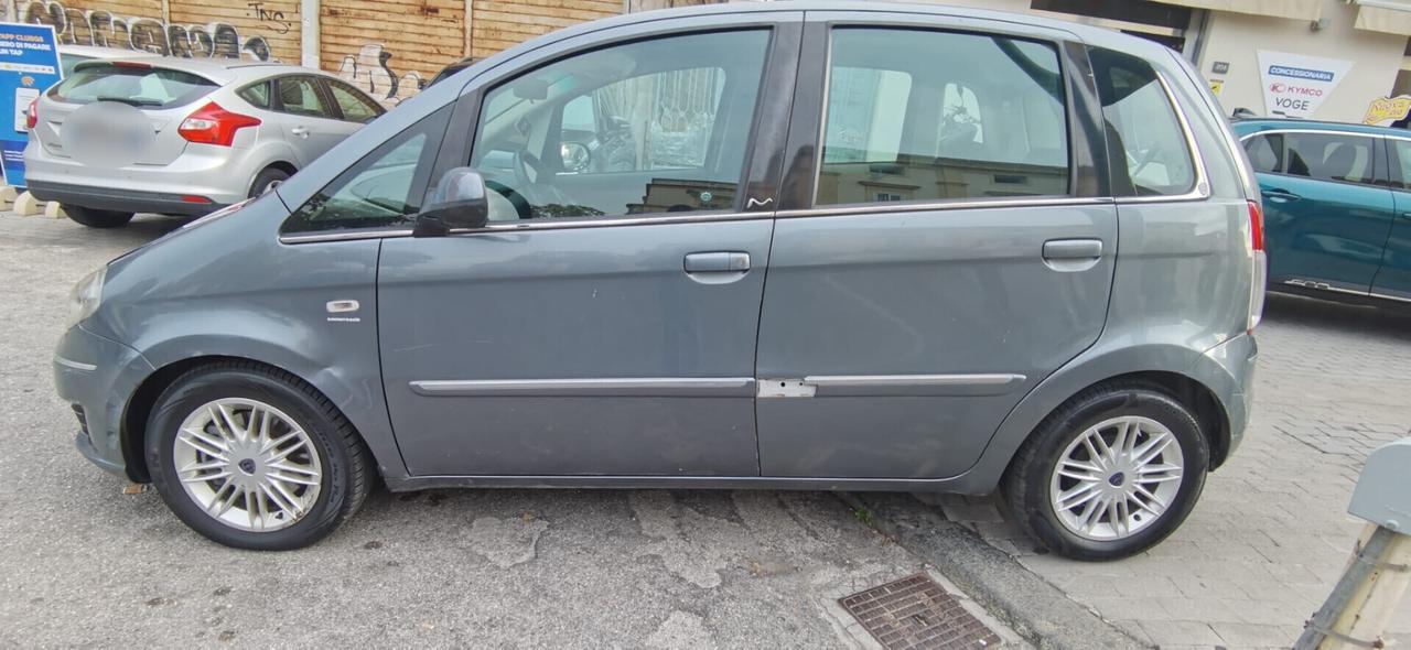 Lancia MUSA 1.3 Mjt diesel 2011 USATO