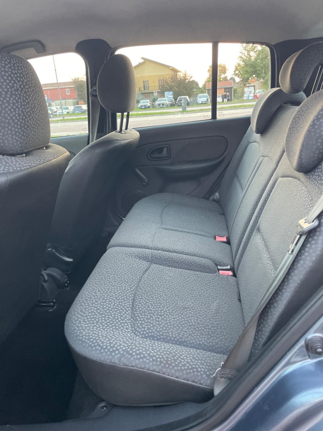 Renault Clio Storia 1.2 5 porte GPL Confort