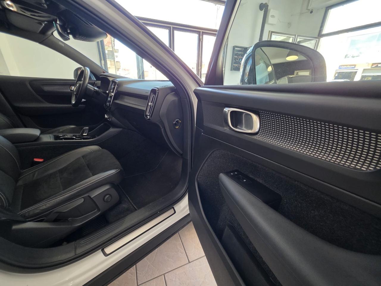 Volvo XC40 T3 Geartronic R-design