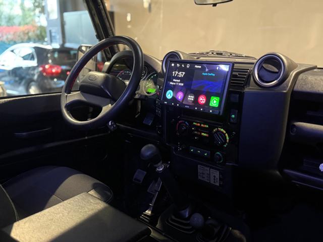 LAND ROVER Defender 110 2.2 TD4 Station Wagon N1