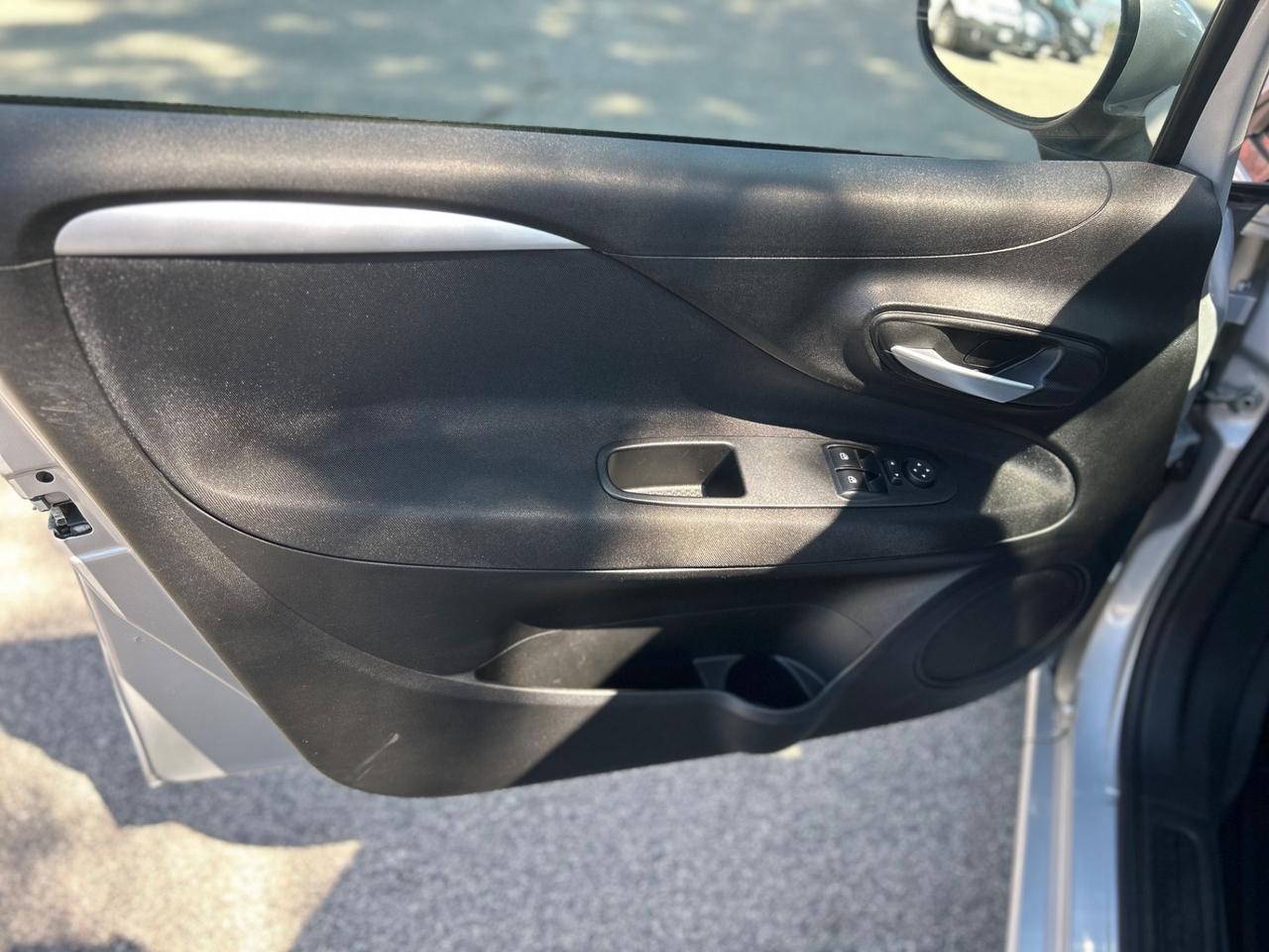 Fiat Punto 1.3 MJT II 75 CV 5 porte