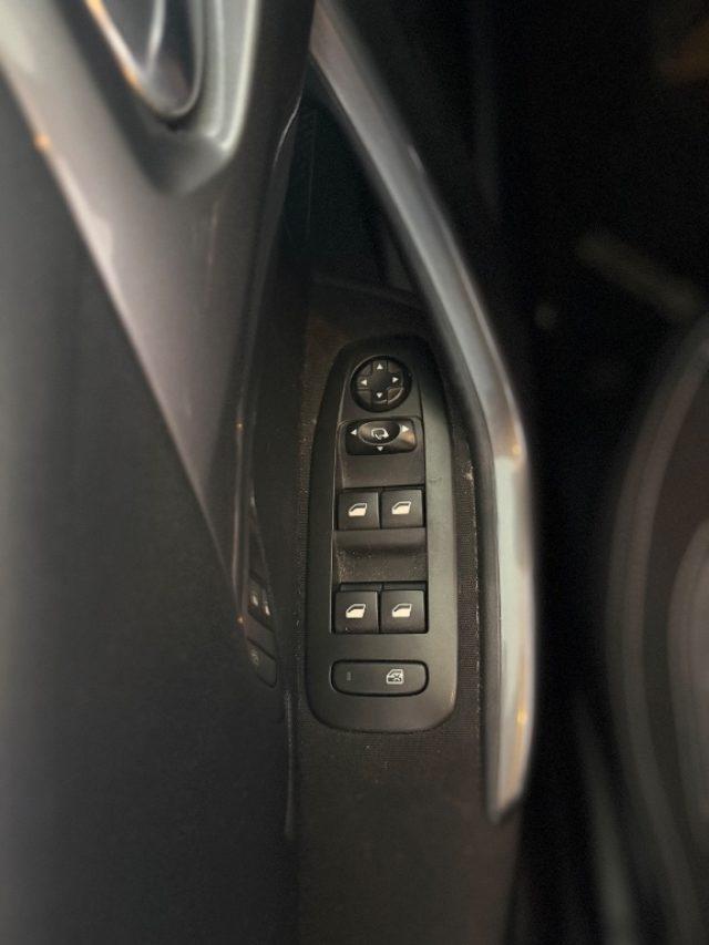 PEUGEOT 2008 1° serie PureTech 82 S&S Allure