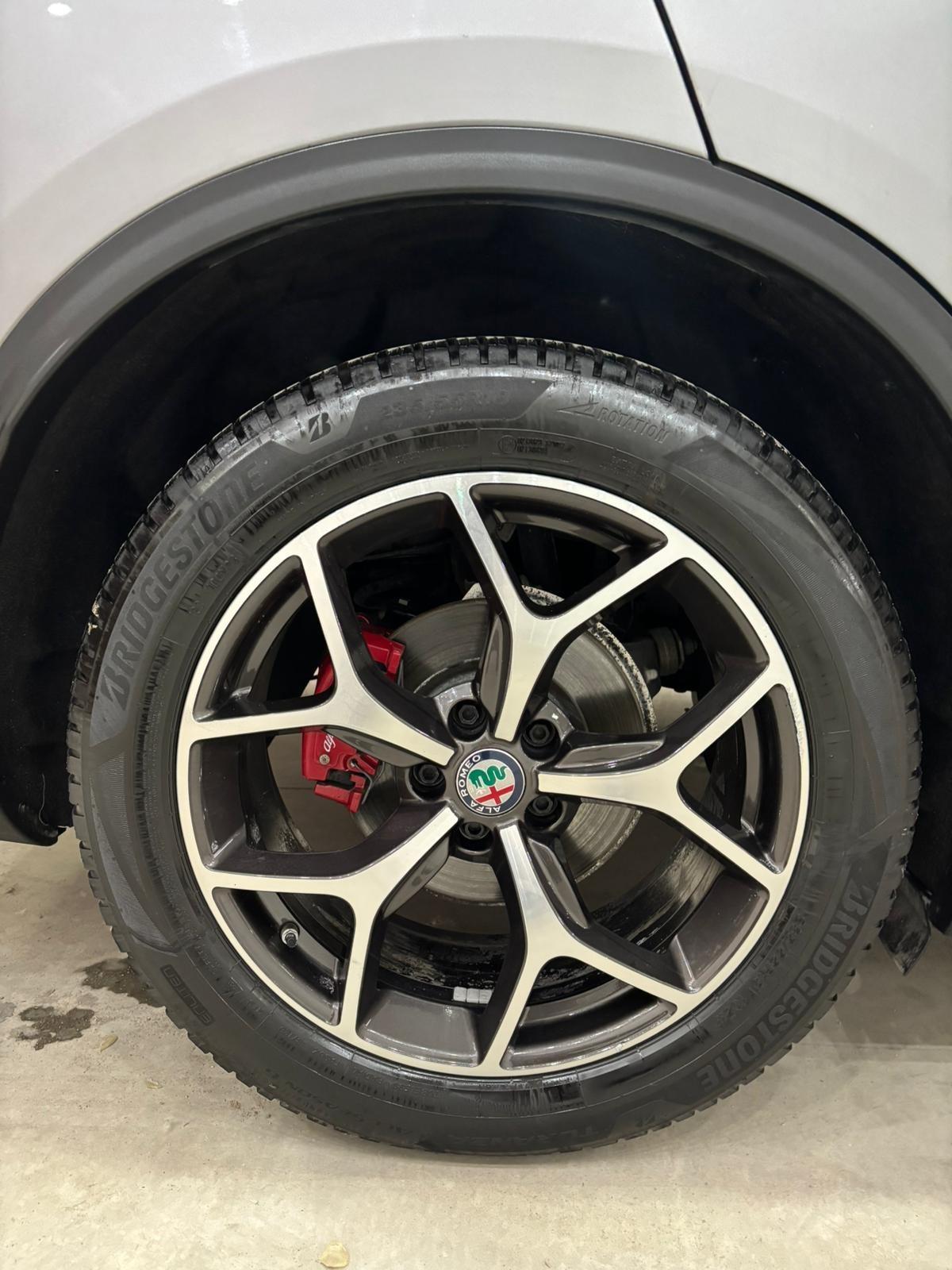 Alfa Romeo Stelvio 2.2 Turbodiesel 210 CV AT8 Q4 Super