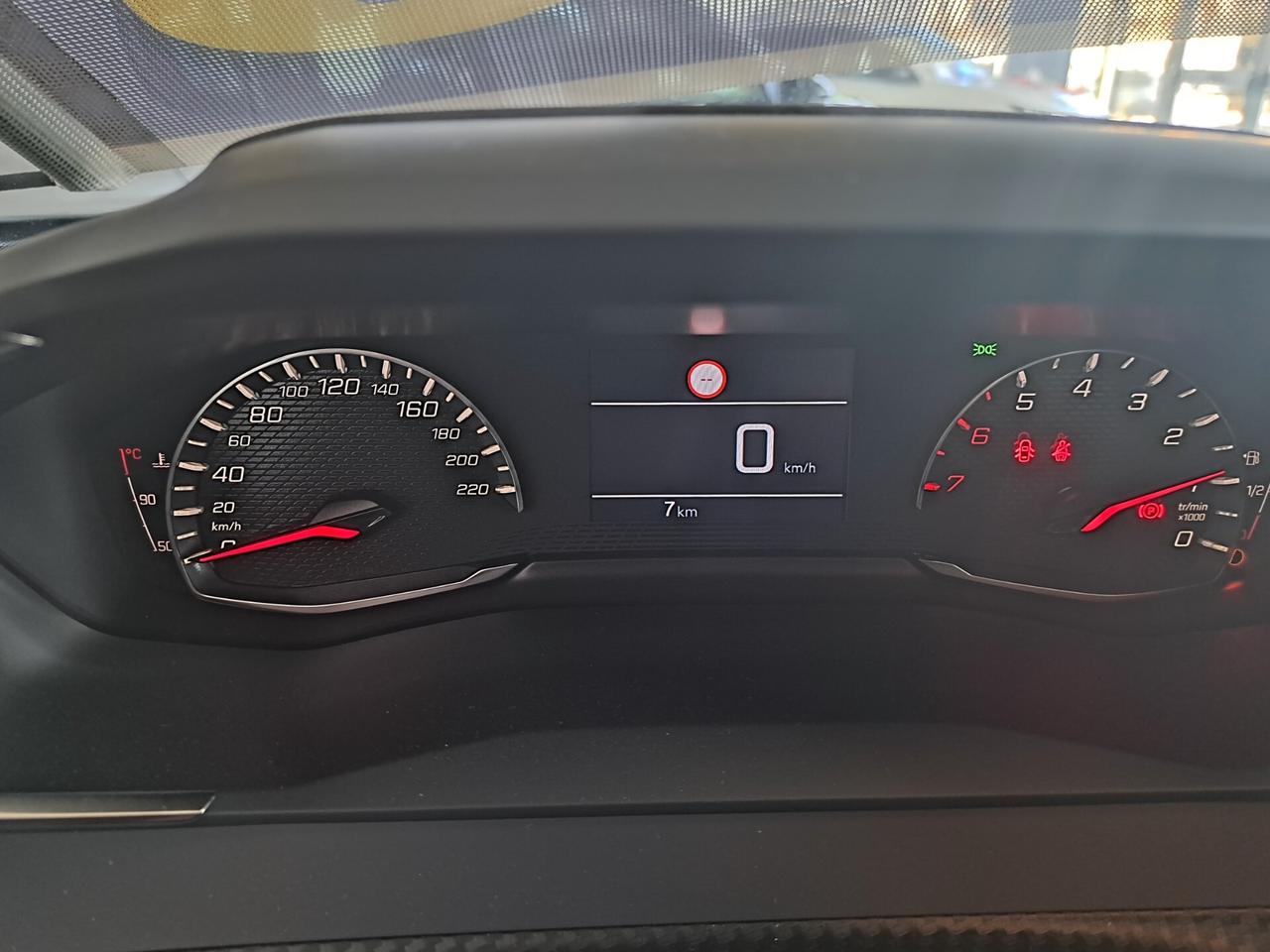 Peugeot 2008 KM/0 NESSUN OBBLIGO FINANZIARIO !!