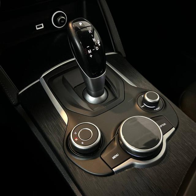ALFA ROMEO Stelvio 2.2 Turbodiesel 160 CV AT8 RWD Business